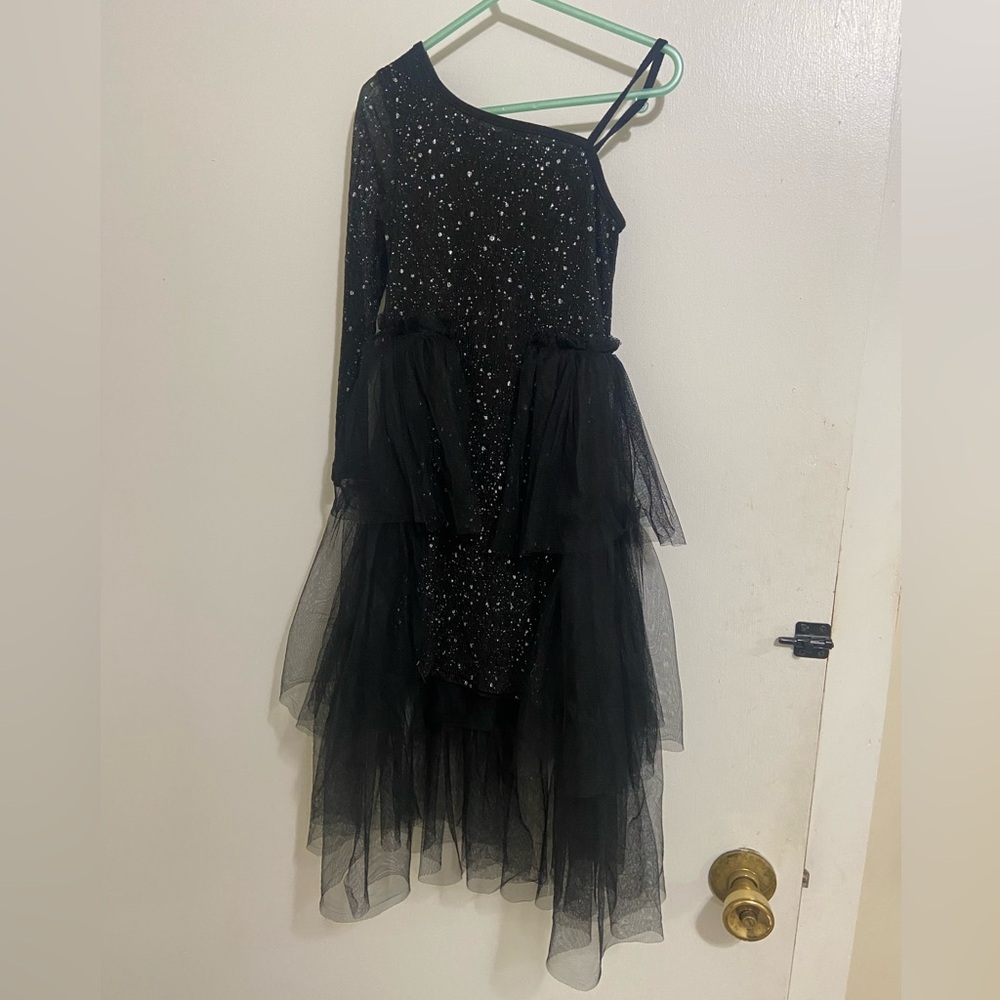 SHEIN Black Kids Dress with Glitter and Tulle